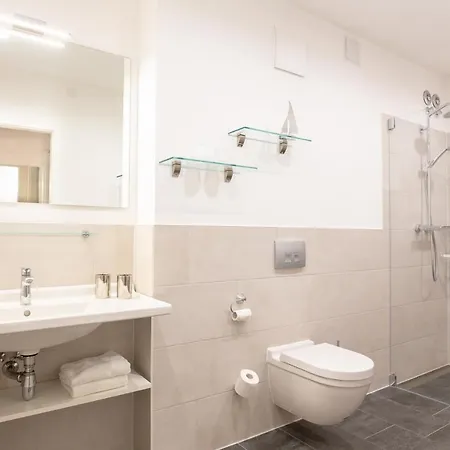 Apartment Waterkant Aparthotel, Pool, Sauna, Ostseestrand *